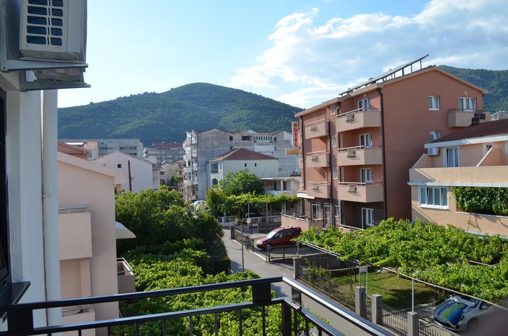 Casablanca Apartments Budva Eksteriør billede